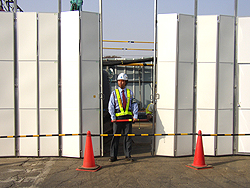 ���z���ꐳ�ʃQ�[�g�̌x��